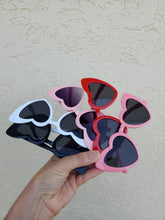 Load image into Gallery viewer, Heart Sunglasses