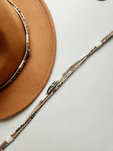 Load image into Gallery viewer, Tribal hand band